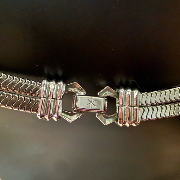 💫Vintage Silver Plated Over Brass Choker Necklace - Picture 3 of 3